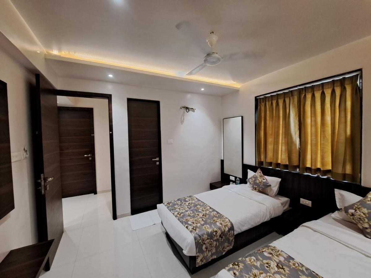 Bouquet Residency Hotel Нашик Екстериор снимка