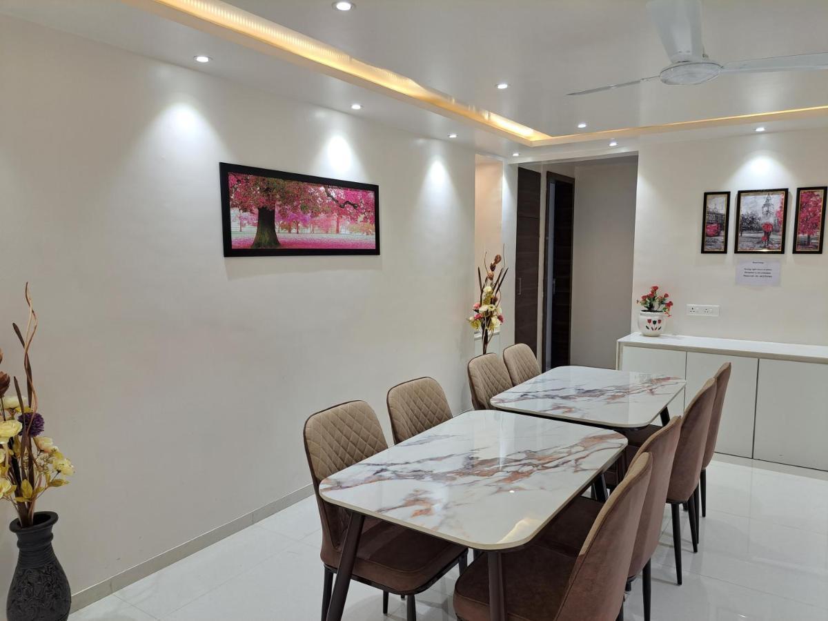 Bouquet Residency Hotel Нашик Екстериор снимка
