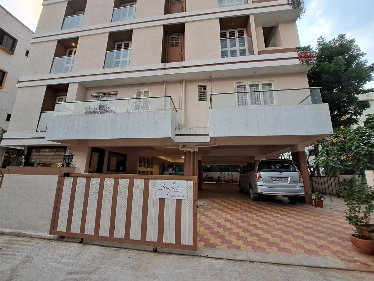 Bouquet Residency Hotel Нашик Екстериор снимка