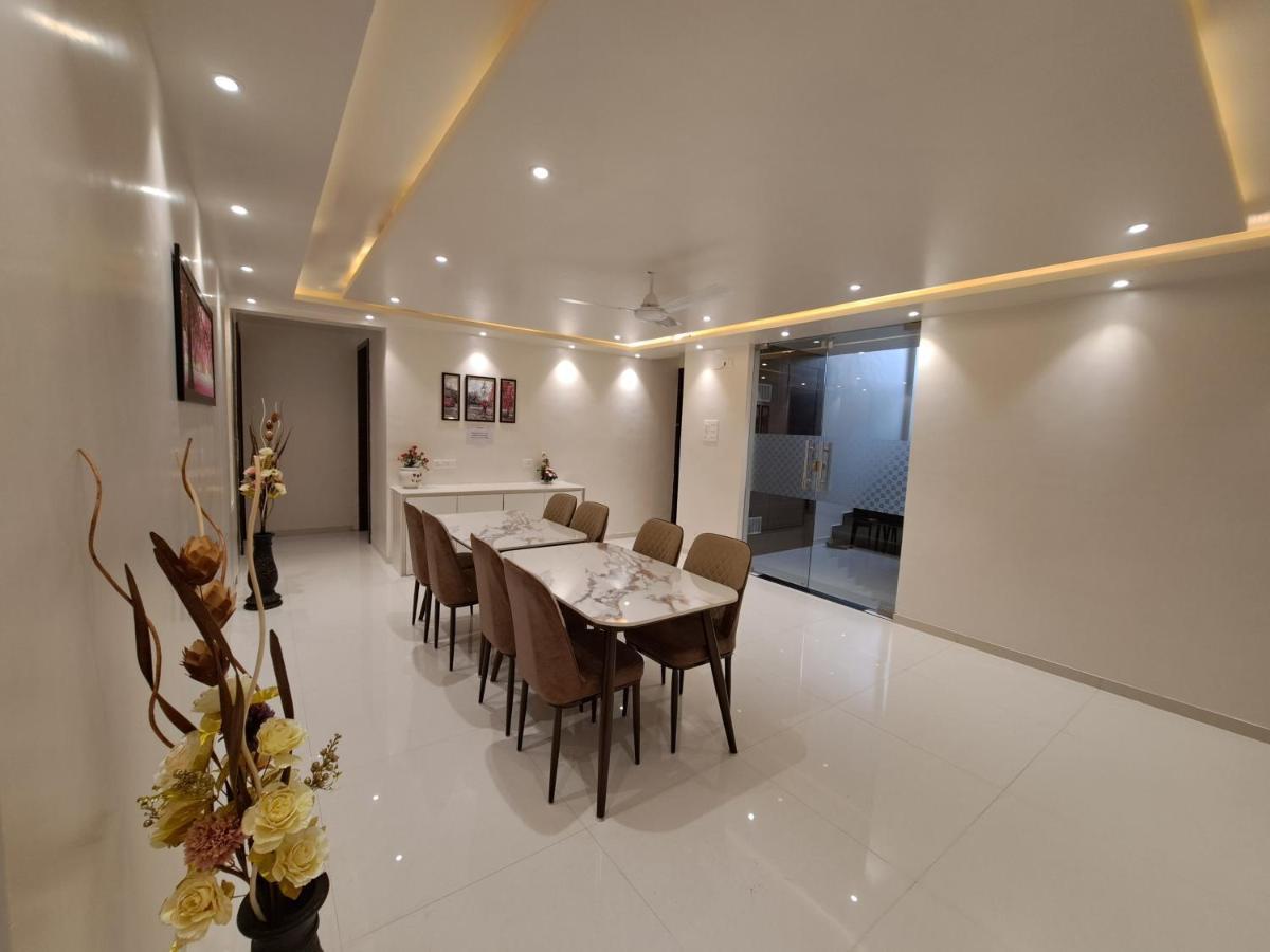 Bouquet Residency Hotel Нашик Екстериор снимка