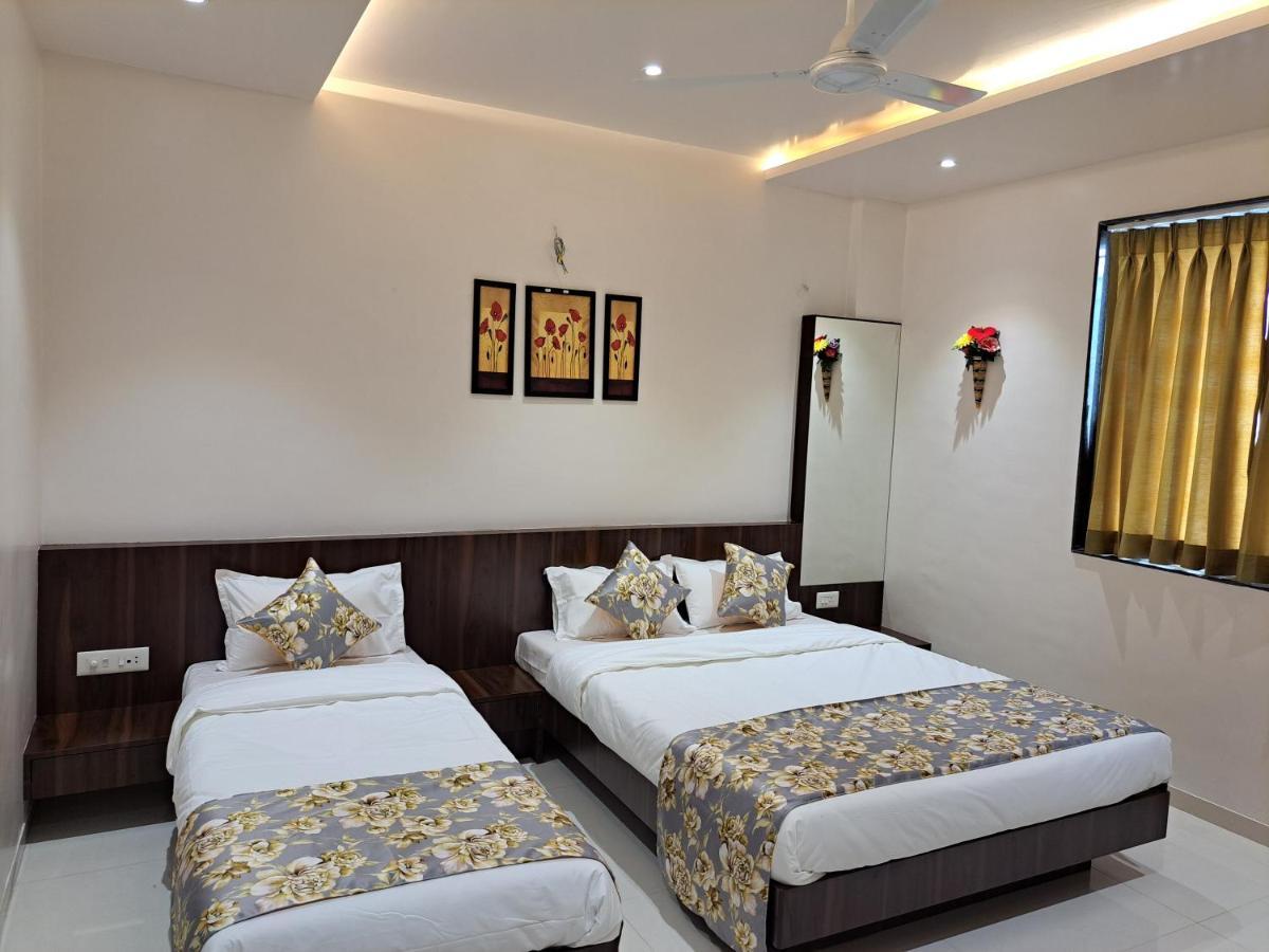Bouquet Residency Hotel Нашик Екстериор снимка